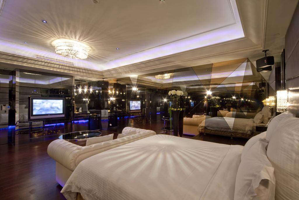 Wego Hotel - Linsen Taipei Bagian luar foto