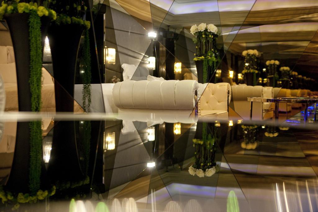 Wego Hotel - Linsen Taipei Bagian luar foto