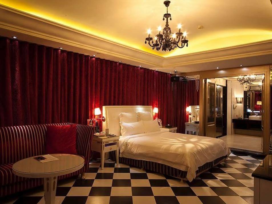Wego Hotel - Linsen Taipei Bagian luar foto